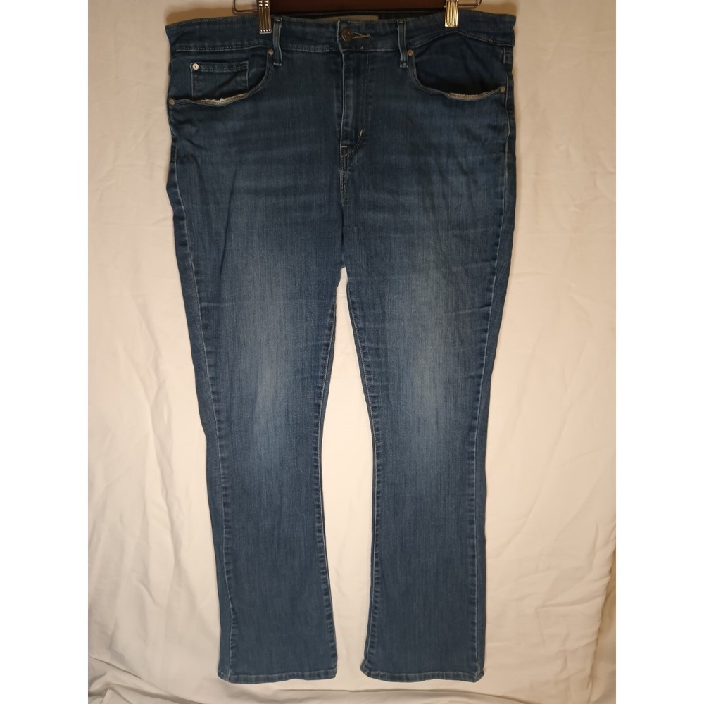 Women's Levi Strauss 16 Long Mid-rise Bootcut. Dark Wash Denim‎ Jeans. 33x34.